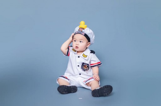 国内人工代孕男孩什么时候流眼泪
